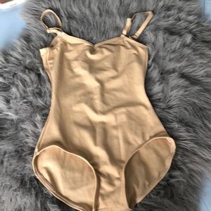 CAPEZIO Adult Leotard